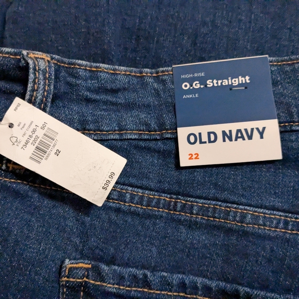 Old Navy 22 O.G. Straight Ankle Secret Slimming Pockets NWT - Picture 6 of 7